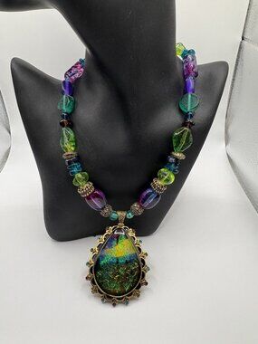 NWT $46 Chicos Dichroic Multicolor Beaded Pendant Necklace Purple Green Rave